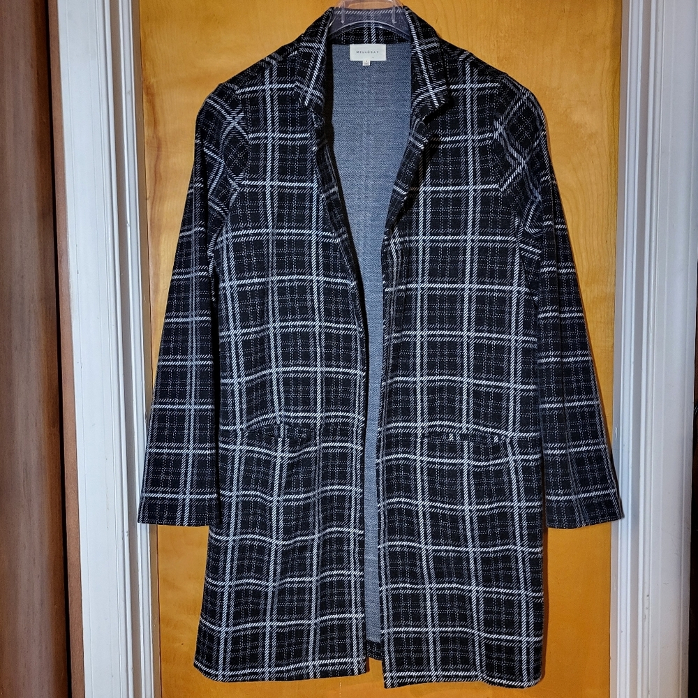 MELLODAY Black and Gray Plaid, Open Front "Coatigan"
